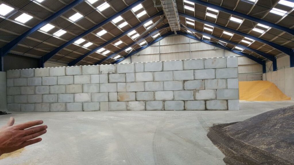 <p>Blocs béton BBlox 160x80x80</p>